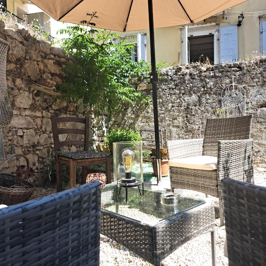 Luxury Family House With Backyard * Mantouki
